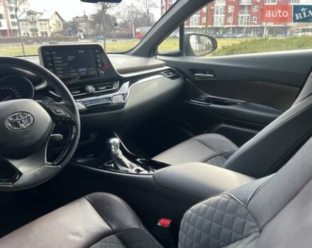 Зеленый Тойота C-HR, объемом двигателя 1.99 л и пробегом 57 тыс. км за 26500 $, фото 52 на Automoto.ua
