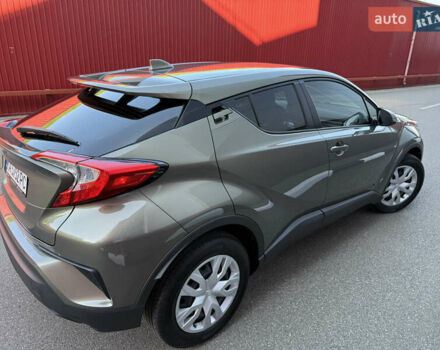 Зеленый Тойота C-HR, объемом двигателя 2 л и пробегом 2 тыс. км за 19700 $, фото 42 на Automoto.ua