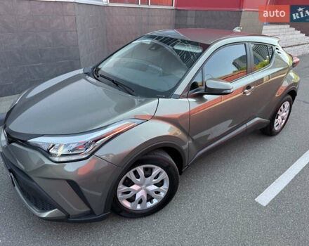 Зеленый Тойота C-HR, объемом двигателя 2 л и пробегом 2 тыс. км за 21300 $, фото 2 на Automoto.ua