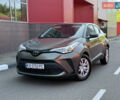 Зеленый Тойота C-HR, объемом двигателя 2 л и пробегом 2 тыс. км за 20500 $, фото 2 на Automoto.ua