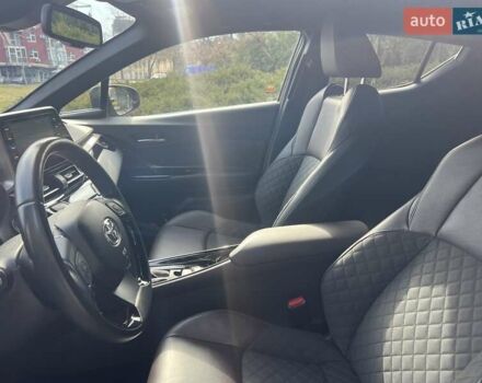 Зеленый Тойота C-HR, объемом двигателя 1.99 л и пробегом 57 тыс. км за 26500 $, фото 39 на Automoto.ua