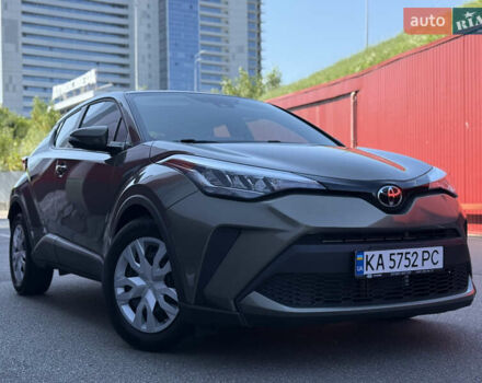 Зеленый Тойота C-HR, объемом двигателя 2 л и пробегом 2 тыс. км за 21999 $, фото 4 на Automoto.ua