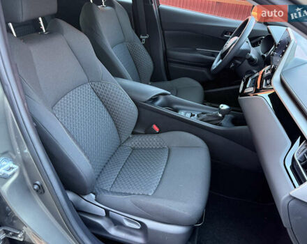 Зелений Тойота C-HR, об'ємом двигуна 2 л та пробігом 2 тис. км за 20999 $, фото 20 на Automoto.ua