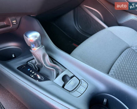 Зеленый Тойота C-HR, объемом двигателя 2 л и пробегом 2 тыс. км за 21300 $, фото 31 на Automoto.ua