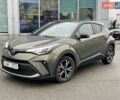 Зеленый Тойота C-HR, объемом двигателя 1.99 л и пробегом 32 тыс. км за 34999 $, фото 2 на Automoto.ua