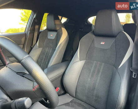 Зеленый Тойота C-HR, объемом двигателя 1.99 л и пробегом 15 тыс. км за 31800 $, фото 23 на Automoto.ua