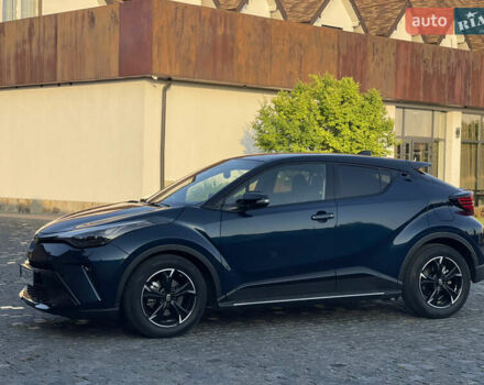 Зелений Тойота C-HR, об'ємом двигуна 1.99 л та пробігом 12 тис. км за 32800 $, фото 3 на Automoto.ua