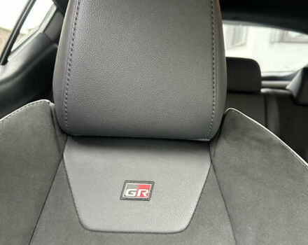 Зеленый Тойота C-HR, объемом двигателя 1.99 л и пробегом 18 тыс. км за 30800 $, фото 16 на Automoto.ua