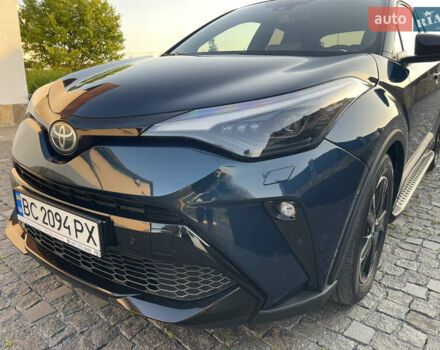 Зеленый Тойота C-HR, объемом двигателя 1.99 л и пробегом 15 тыс. км за 31800 $, фото 2 на Automoto.ua