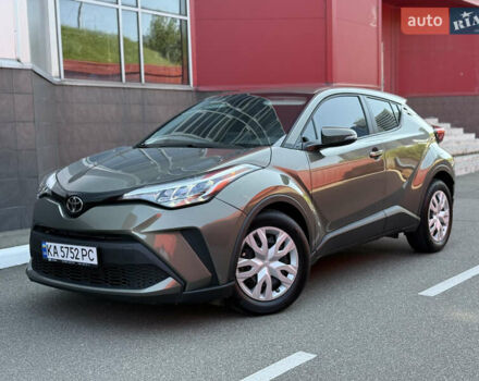 Зеленый Тойота C-HR, объемом двигателя 2 л и пробегом 2 тыс. км за 21999 $, фото 1 на Automoto.ua