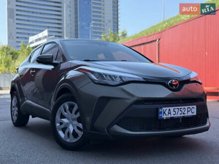 Зеленый Тойота C-HR, объемом двигателя 2 л и пробегом 2 тыс. км за 19700 $, фото 1 на Automoto.ua