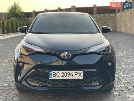 Зеленый Тойота C-HR, объемом двигателя 1.99 л и пробегом 15 тыс. км за 31800 $, фото 1 на Automoto.ua