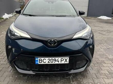 Тойота C-HR 2023 у Червонограде на Automoto.ua Зелений Тойота C-HR, об'ємом двигуна 1.99 л та пробігом 10 тис. км за 33700 $, фото 1 на Automoto.ua