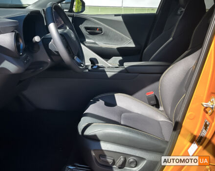 Оранжевый Тойота C-HR, объемом двигателя 2 л и пробегом 7 тыс. км за 43388 $, фото 12 на Automoto.ua