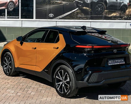 Оранжевый Тойота C-HR, объемом двигателя 2 л и пробегом 7 тыс. км за 43388 $, фото 7 на Automoto.ua