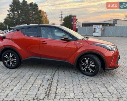 Оранжевый Тойота C-HR, объемом двигателя 1.99 л и пробегом 55 тыс. км за 33000 $, фото 7 на Automoto.ua