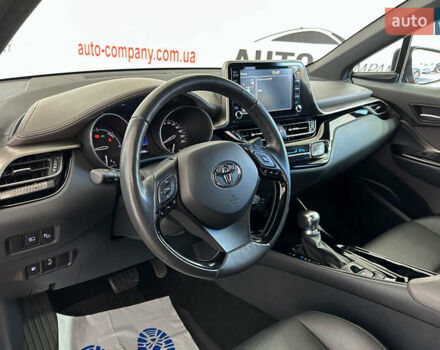 Помаранчевий Тойота C-HR, об'ємом двигуна 1.99 л та пробігом 41 тис. км за 29450 $, фото 9 на Automoto.ua