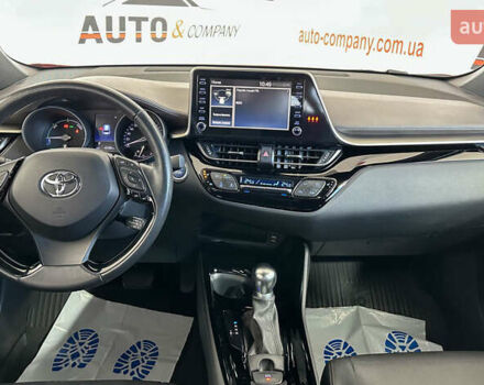 Помаранчевий Тойота C-HR, об'ємом двигуна 1.99 л та пробігом 41 тис. км за 29450 $, фото 10 на Automoto.ua