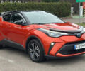 Помаранчевий Тойота C-HR, об'ємом двигуна 1.99 л та пробігом 60 тис. км за 27500 $, фото 1 на Automoto.ua