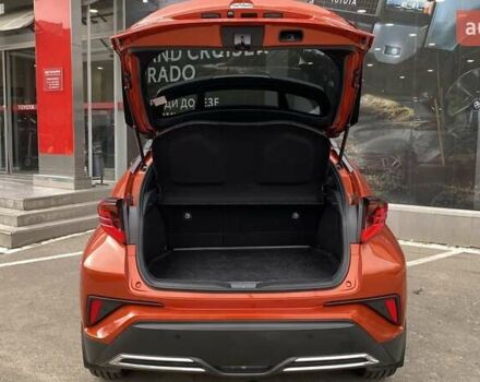 Оранжевый Тойота C-HR, объемом двигателя 1.99 л и пробегом 108 тыс. км за 26966 $, фото 9 на Automoto.ua