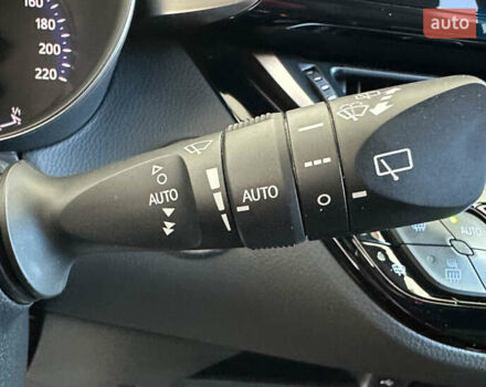 Помаранчевий Тойота C-HR, об'ємом двигуна 1.99 л та пробігом 41 тис. км за 29450 $, фото 22 на Automoto.ua