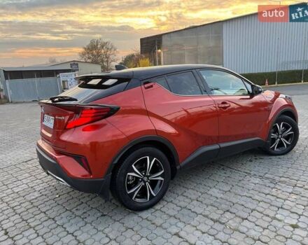 Оранжевый Тойота C-HR, объемом двигателя 1.99 л и пробегом 55 тыс. км за 33000 $, фото 6 на Automoto.ua
