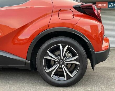 Оранжевый Тойота C-HR, объемом двигателя 1.99 л и пробегом 88 тыс. км за 28900 $, фото 33 на Automoto.ua