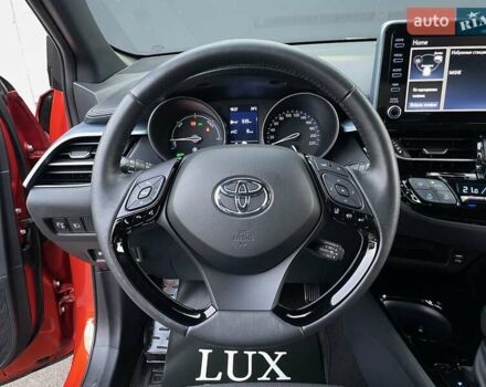 Оранжевый Тойота C-HR, объемом двигателя 1.99 л и пробегом 88 тыс. км за 28900 $, фото 50 на Automoto.ua