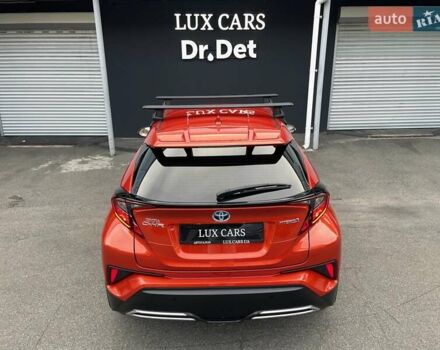 Оранжевый Тойота C-HR, объемом двигателя 1.99 л и пробегом 88 тыс. км за 28900 $, фото 35 на Automoto.ua
