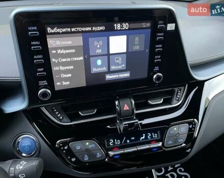Оранжевый Тойота C-HR, объемом двигателя 1.99 л и пробегом 88 тыс. км за 28900 $, фото 74 на Automoto.ua
