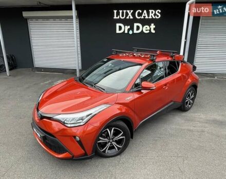 Оранжевый Тойота C-HR, объемом двигателя 1.99 л и пробегом 88 тыс. км за 28900 $, фото 5 на Automoto.ua