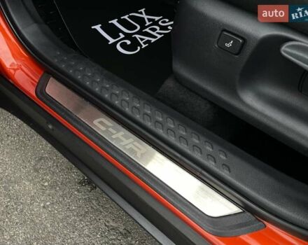 Оранжевый Тойота C-HR, объемом двигателя 1.99 л и пробегом 88 тыс. км за 28900 $, фото 67 на Automoto.ua