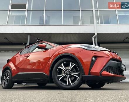 Оранжевый Тойота C-HR, объемом двигателя 1.99 л и пробегом 88 тыс. км за 28900 $, фото 21 на Automoto.ua