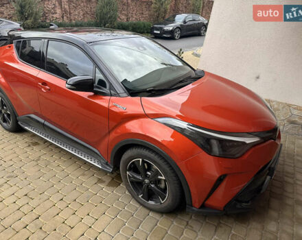 Оранжевый Тойота C-HR, объемом двигателя 1.99 л и пробегом 19 тыс. км за 33600 $, фото 8 на Automoto.ua