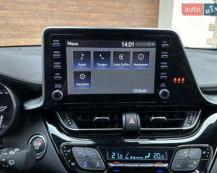 Оранжевый Тойота C-HR, объемом двигателя 1.99 л и пробегом 19 тыс. км за 33600 $, фото 23 на Automoto.ua