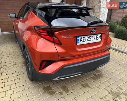 Оранжевый Тойота C-HR, объемом двигателя 1.99 л и пробегом 19 тыс. км за 33600 $, фото 4 на Automoto.ua