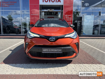 Тойота C-HR 2019 в Виннице на Automoto.ua Оранжевый Тойота C-HR, объемом двигателя 2 л и пробегом 55 тыс. км за 27698 $, фото 1 на Automoto.ua