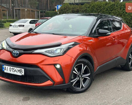 Помаранчевий Тойота C-HR, об'ємом двигуна 1.99 л та пробігом 60 тис. км за 27500 $, фото 1 на Automoto.ua