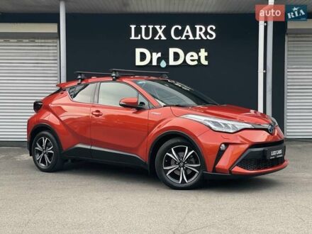 Оранжевый Тойота C-HR, объемом двигателя 1.99 л и пробегом 88 тыс. км за 28900 $, фото 1 на Automoto.ua