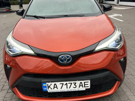 Оранжевый Тойота C-HR, объемом двигателя 1.99 л и пробегом 22 тыс. км за 32000 $, фото 1 на Automoto.ua