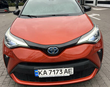 Оранжевый Тойота C-HR, объемом двигателя 1.99 л и пробегом 22 тыс. км за 32000 $, фото 1 на Automoto.ua