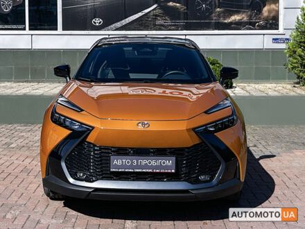 Оранжевый Тойота C-HR, объемом двигателя 2 л и пробегом 7 тыс. км за 43388 $, фото 1 на Automoto.ua