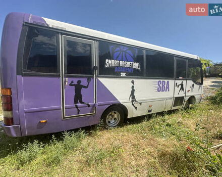 Белый Тойота Каэтано, объемом двигателя 4.2 л и пробегом 650 тыс. км за 9500 $, фото 2 на Automoto.ua