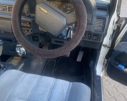 Белый Тойота Камри, объемом двигателя 1.8 л и пробегом 218 тыс. км за 1800 $, фото 9 на Automoto.ua