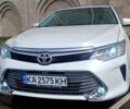 Білий Тойота Камрі, об'ємом двигуна 2.5 л та пробігом 164 тис. км за 15800 $, фото 1 на Automoto.ua
