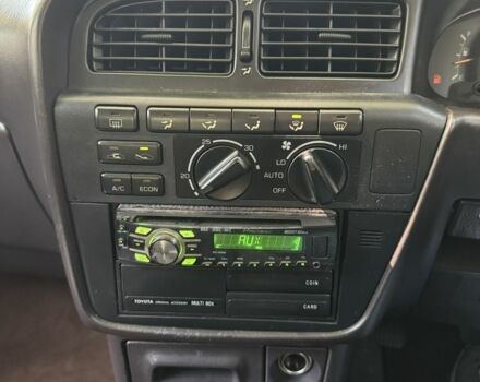 Білий Тойота Камрі, об'ємом двигуна 1.8 л та пробігом 203 тис. км за 4050 $, фото 10 на Automoto.ua