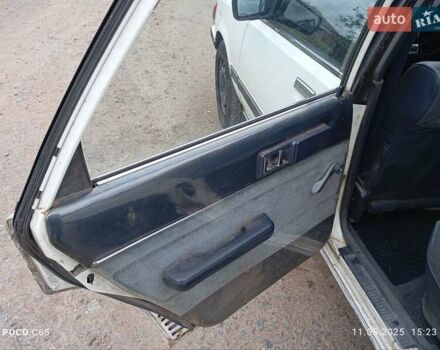 Білий Тойота Камрі, об'ємом двигуна 1.8 л та пробігом 350 тис. км за 700 $, фото 10 на Automoto.ua