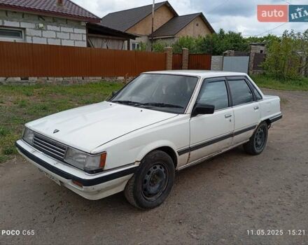 Білий Тойота Камрі, об'ємом двигуна 1.8 л та пробігом 350 тис. км за 700 $, фото 2 на Automoto.ua