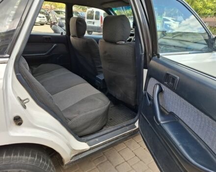 Белый Тойота Камри, объемом двигателя 2 л и пробегом 315 тыс. км за 1100 $, фото 12 на Automoto.ua