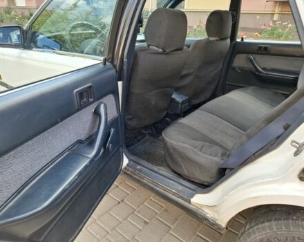 Белый Тойота Камри, объемом двигателя 2 л и пробегом 315 тыс. км за 1100 $, фото 13 на Automoto.ua